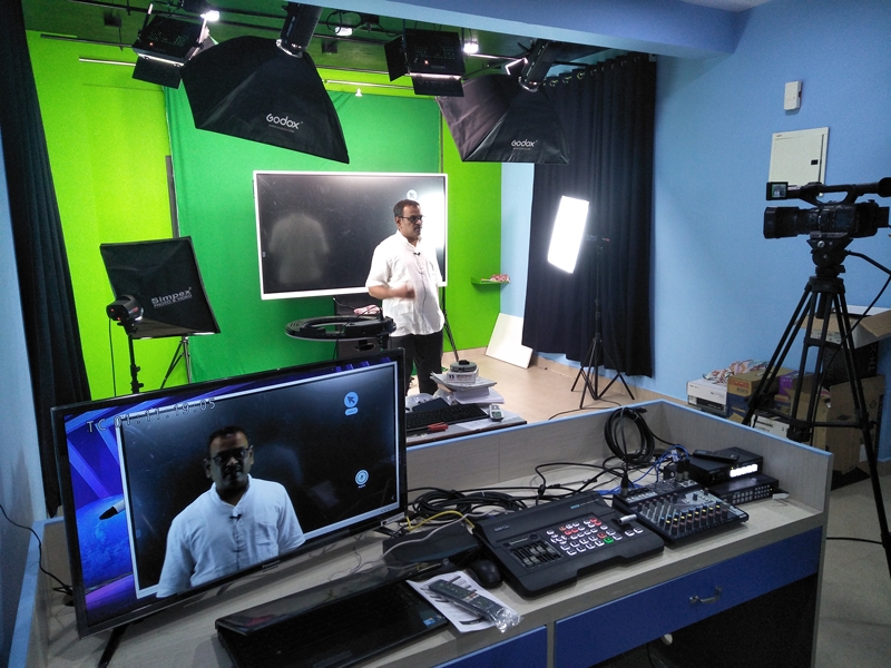 Rented Edutech studio